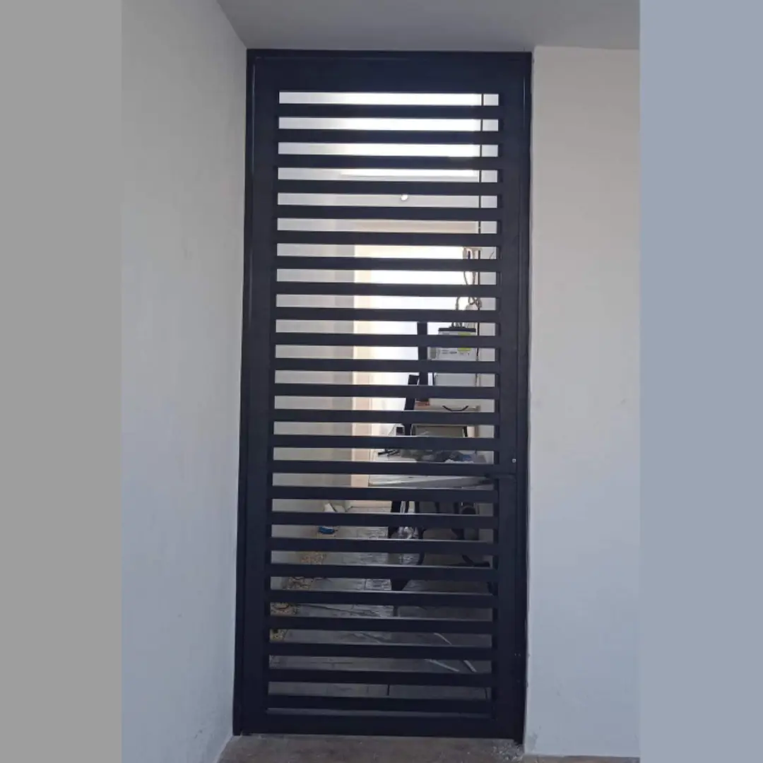 Teralis Pintu Minimalis Model Tebal