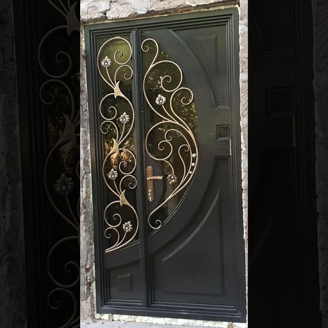 Teralis Pintu Model Lingkaran Bunga