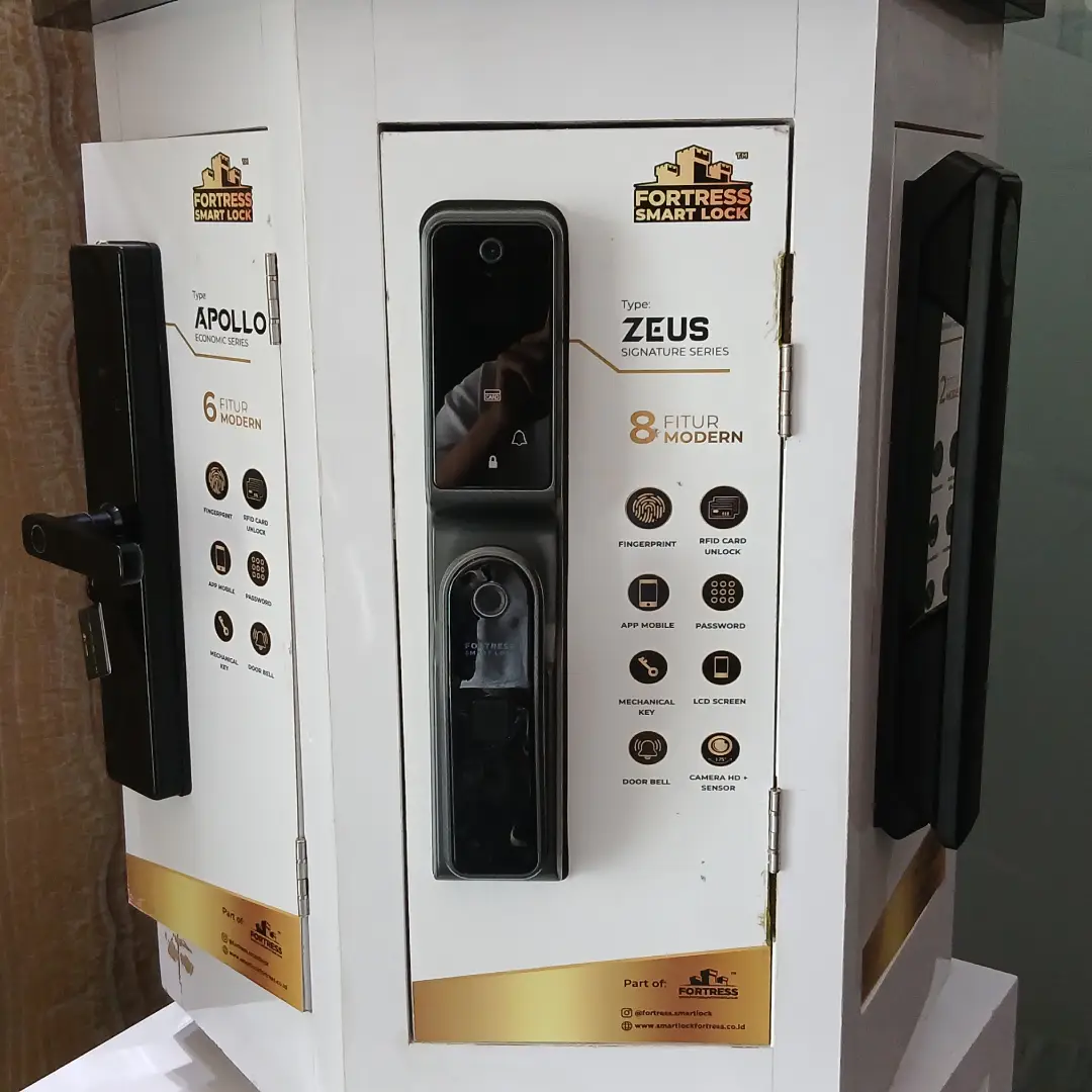 foto pintu baja fortress tipe zeus