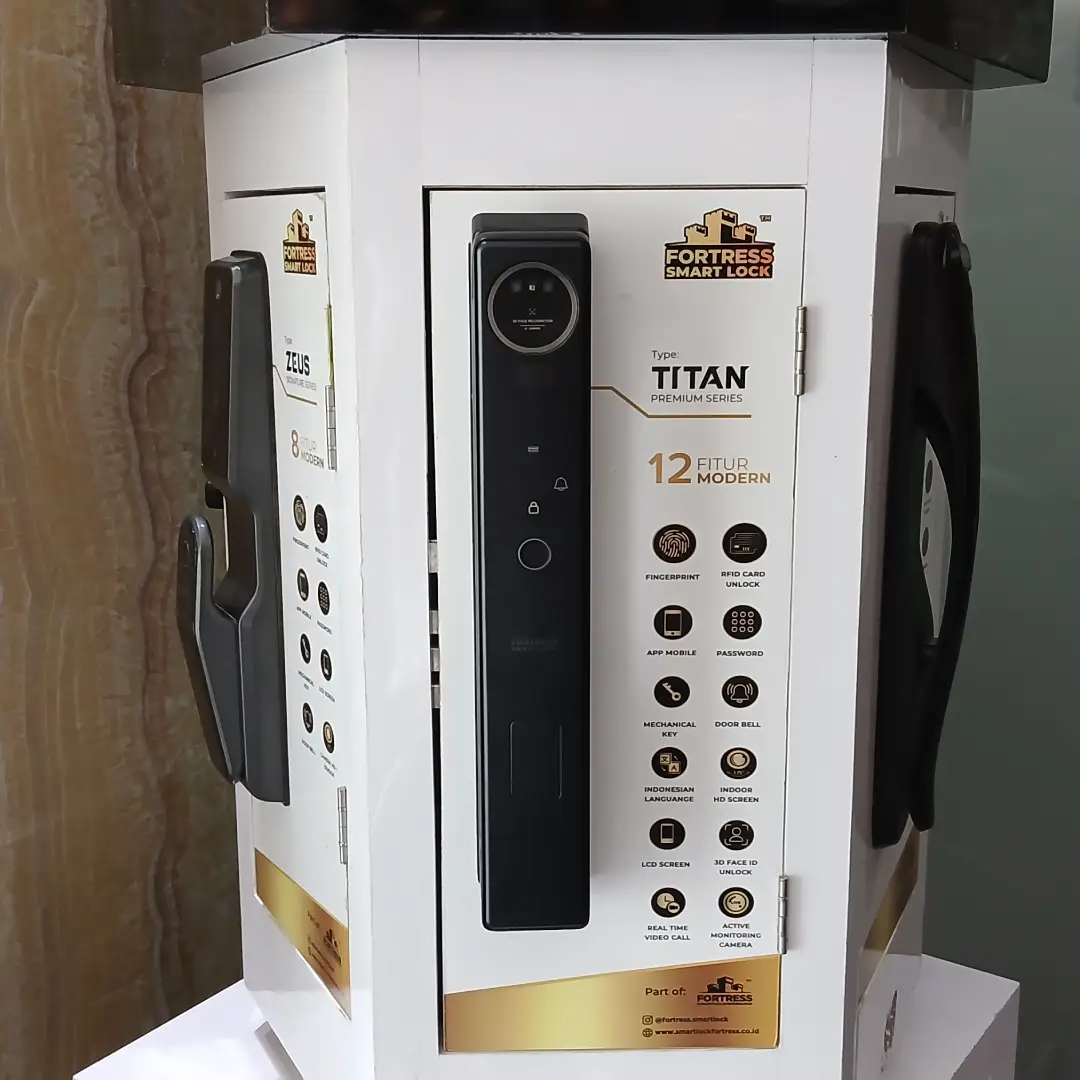 foto smart lock fortress titan