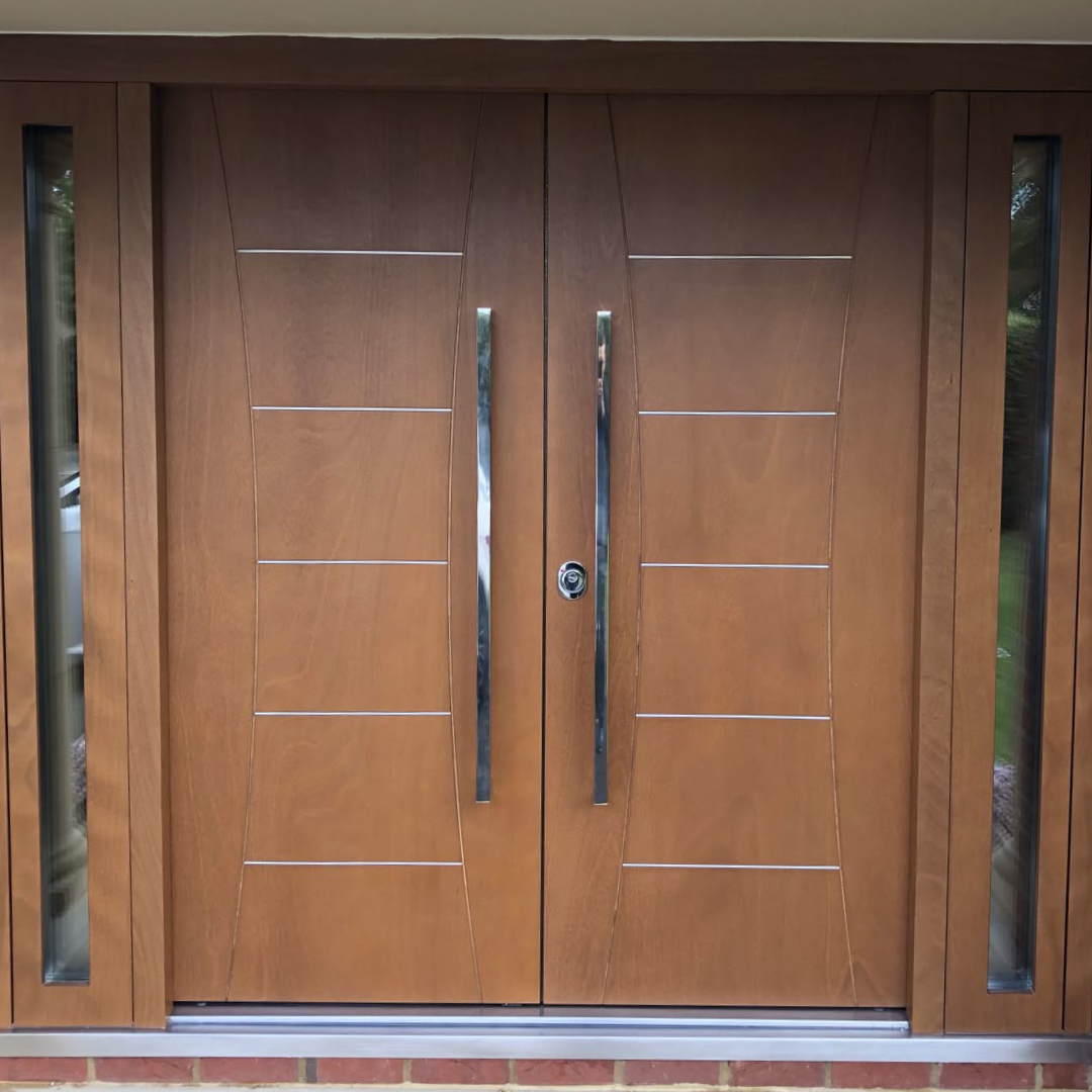 Gagang Pintu Hitam Glossy Panjang