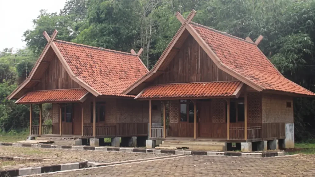 rumah adat jawa barat