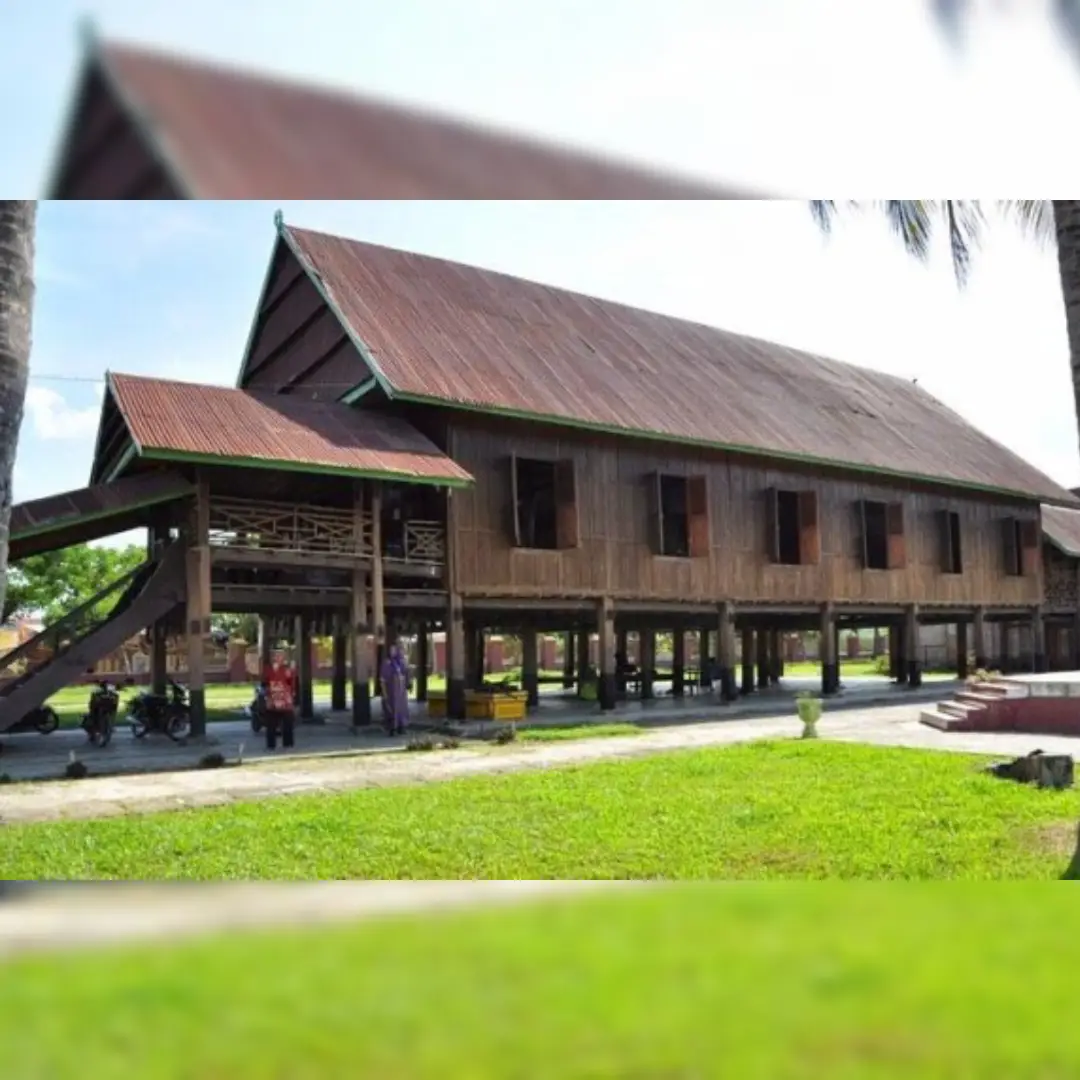Rumah Adat Bola Soba (Bugis)