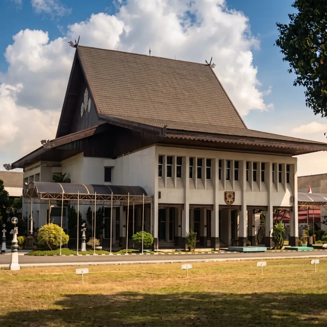 Rumah Adat Khas Kalimantan Selatan