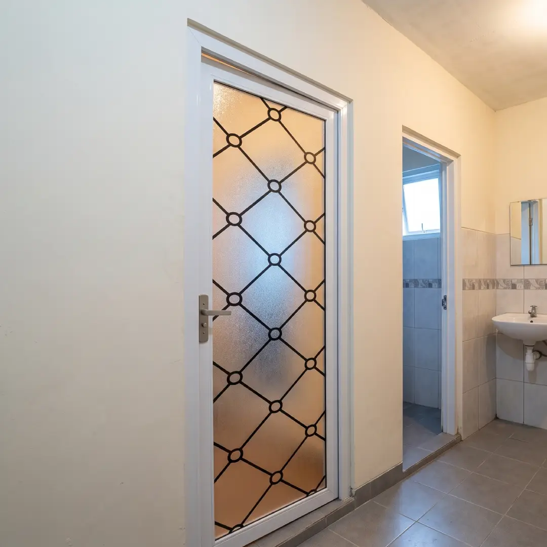ukuran pintu kamar mandi secara umum